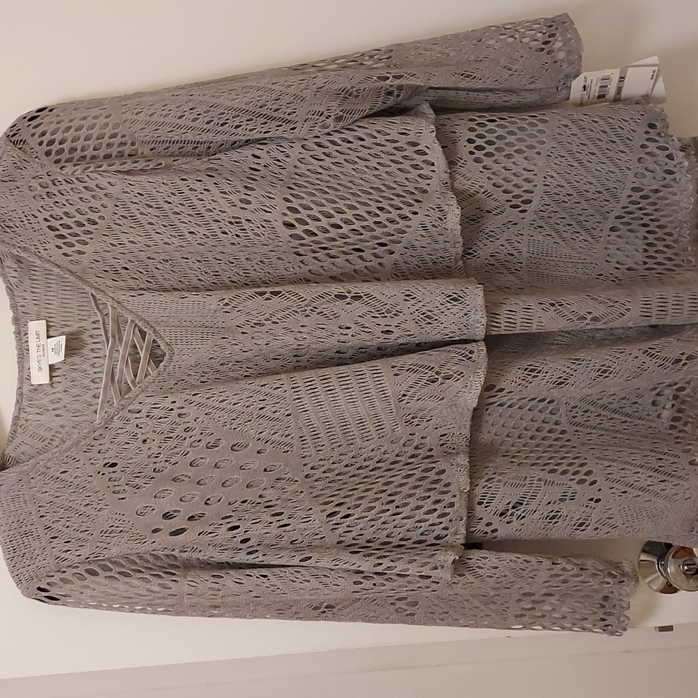 Skye's the Limit plus top